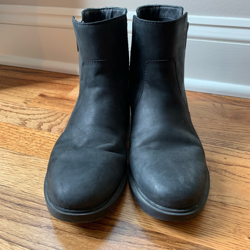 Sorel Emelie II Zip Black Leather Waterproof Boots